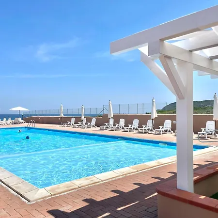 Appartement La Perla C23 Con Piscina A 50 Mt Dal Mare