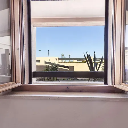Apartment La Perla C23 Con Piscina A 50 Mt Dal Mare